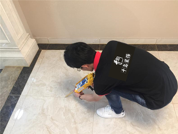 美縫好不好？瓷磚用勾縫劑還是美縫劑
